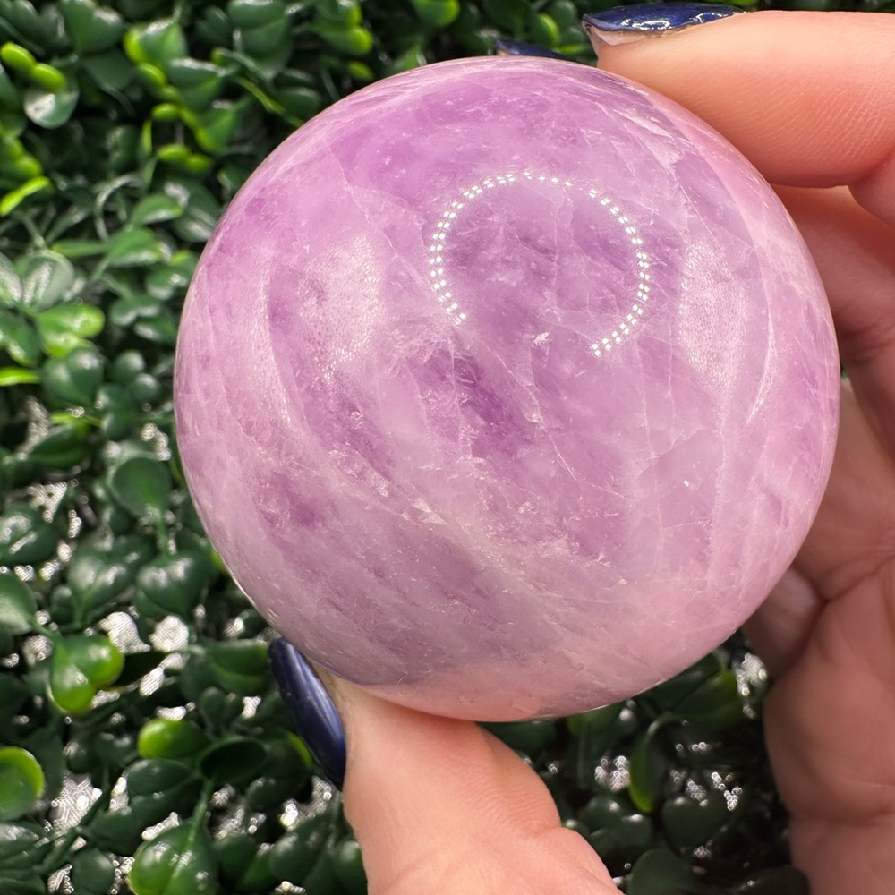 High Quality Kunzite Sphere 60mm *UV Reactive* - Picture 4 of 7